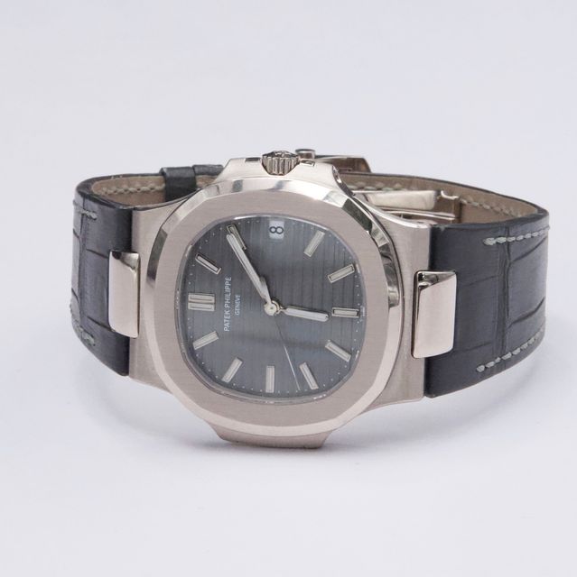 Patek Philippe Nautilus 5711G-001 Image 2
